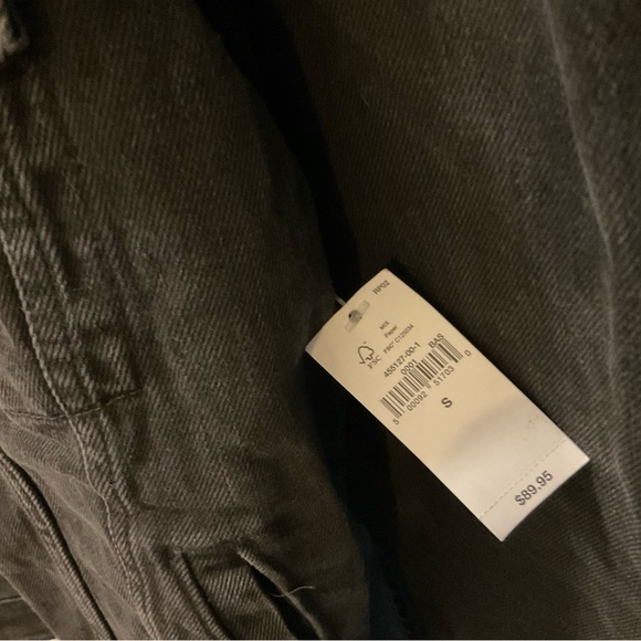 GAP Classic Black Jacket - Picture 4 of 8